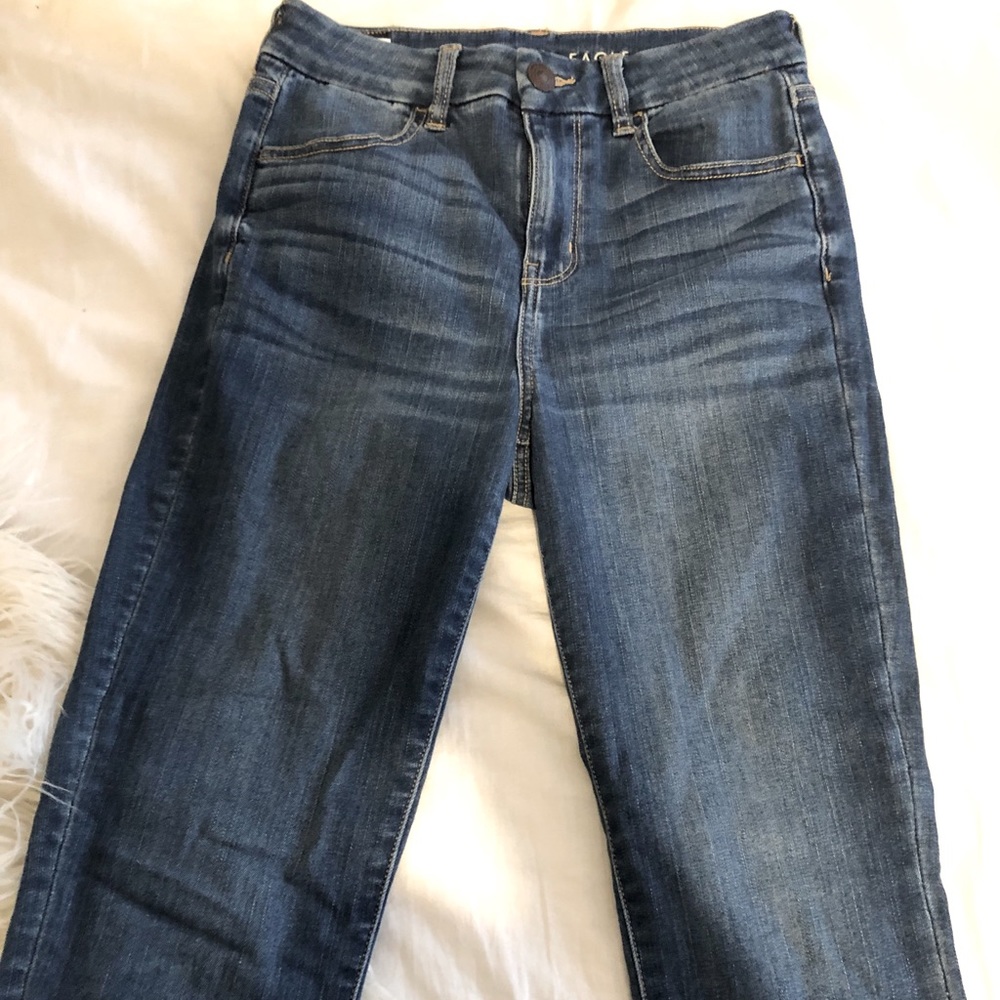 American Eagle Ne(x)t Level Jeans Size 4